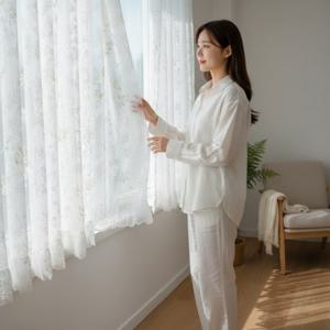 플라워 패턴 침실 가림막 커튼 창문 햇빛 차단 패브릭 2미터 암막 인테리어 홈데코 카페 감성 침대
