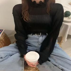 여성블라우스 반폴라블라우스 상의 셔츠 블라우스 반폴라 2컬러 여성 퍼프소매 우아한 페미닌 봄가을