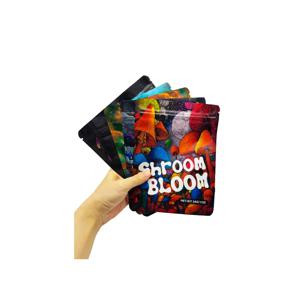 50개 디자인 28G 마일라 백 플라스틱 포장 파우치 부드러운 촉감 냄새 차단 특수 홀로그램 OEM 선물 포장 가능