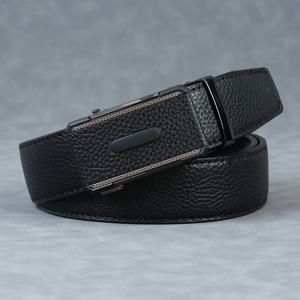 양면 상단 레이어 소가죽 자동 버클 남성 벨트, 새로운 디자인 자동 버클 천연 가죽 벨트, 고품질 남성 벨트, 스타일리시 비즈니스 캐주얼 남성 벨트, 다양한 의상에 적합한 다용도 벨트, 고품질 남성 매력 선물 벨트