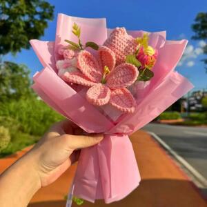 크로셰꽃다발 수제 크로셰 백합과 튤립 꽃다발 인공 꽃꽂이 이상적인 생일 선물 졸업