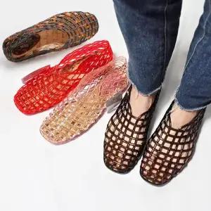 넷걸 젤리슈즈 착감기는 말랑한 플랫슈즈 여성 그물망 여름단화 호피 아쿠아샌들
