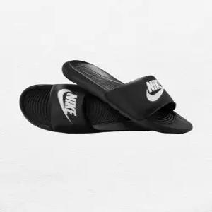 매장정품 나이키 NIKE 빅토리 원 슬라이드 M - 블랙:화이트 / CN9675-002 2088836