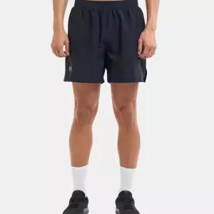[백화점 정품] 언더아머 Under Armour 1382617-001 블랙 남성 UA 론치 5인치 쇼츠 런닝 반바지