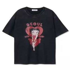 베티붑 먼로 서울 오버핏 반팔 티셔츠_차콜