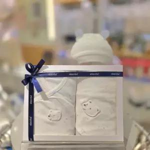 [압소바](대구신세계)(26년 F/W 출산선물3종세트) 투별 뱀부 배냇슈트+속싸개+신생모(핑크,블루)