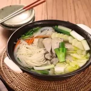 [담짜몰] 동대문식 닭한마리 칼국수 밀키트(2인분/1280g) 원조 닭한마리 레시피 원기 회복 보양식 닭곰탕 닭백숙