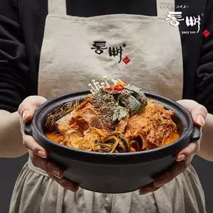 [통뼈][통뼈공식몰] 25년 전통의 맛 그대로 - 통뼈감자탕(담백한맛 / 칼칼한맛) 1kg x 4팩