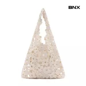 BNX 비엔엑스플라워 레이스 자수 숄더 토트백 BY2AH024L0 1138179
