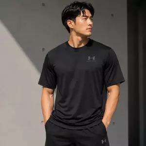 [언더아머] 반팔티셔츠 스포츠스타일 레프트 체스트 남성 블랙 1326799-001
