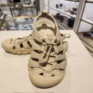 킨 KEEN 여성 뉴포트 H2 샌들 사파리 1027353 641449