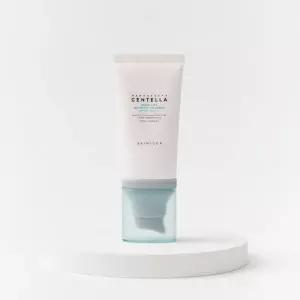 142392 SKIN1004 마다가스카르 센텔라 히알루-시카 워터핏 선 세럼 50ml