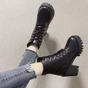 [하프클럽/셀럽하우스]여성 루이벤 레이스업 통굽워커 하이탑 키높이 워커