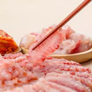 국내 흑산도 생홍어 1kg(회초장 증정/숙성도 선택가능)