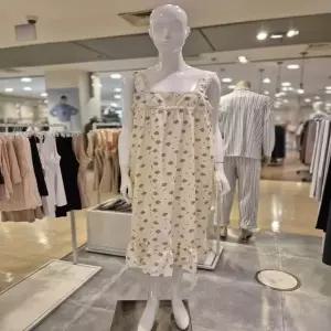 댑 GPJ7296 나폴리테디 실키터치 슬리브리스 원피스