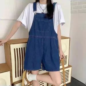 여성점프슈트 청 점프수트 데님 진청 점프슈트 멜빵 반바지 귀여운코디 캐주얼 데이트룩