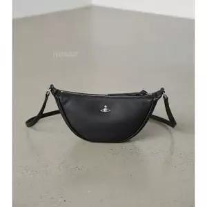 비비안웨스트우드 MUST IT_ 26SS LACEY CROSSBODY BAG 4802000XU S000D N403 레이시 크로스바디 백