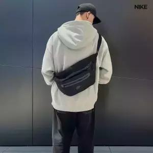 나이키 테크 힙팩 프리미엄 힙색 웨이스트백 슬링백 여행 도난방지 가방 DN2556-010