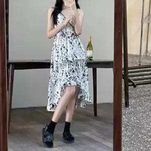 친절한탄씨 여름 원피스 여성 플레어 드레스 휴양지룩 러플 반팔 홈웨어 뷔스티에원피스 정장원피스