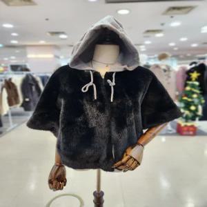 [멜로디가든]멜로디가든 후드 인조 반팔 밍크 숏 자켓 M25WBJ112