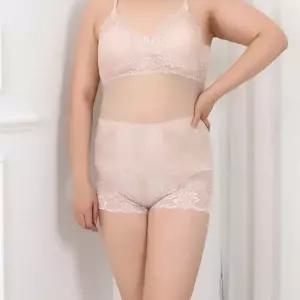 [하프클럽/셀럽하우스]레이스 끈캡 내장 망사 빅사이즈 끈 브라런닝