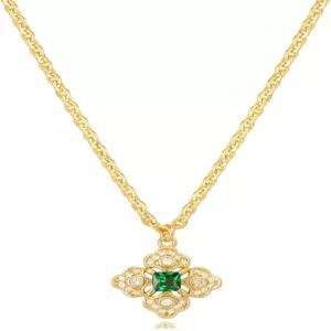 여성용 귀여운 골드 펜던트 참 목걸이 주얼리를 위한 WEARON Dainty Clover 18K 도금 큐빅 지르코니아 네