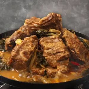진짜 고기 듬뿍 우거지감자탕 3kg 2팩