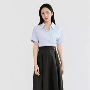 [롯데백화점]라인에디션 롤업 스트라이프 블라우스(NVBLPF98)