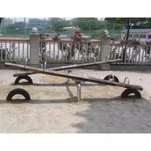 PK 한별 시소 HBP1210R/ 8인용 L360 W150 H50cm 초등학교용 야외놀이시설