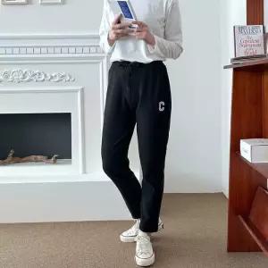 ONM 알파벳 패치 포인트 조거팬츠 여성 데일리 바지