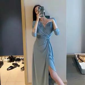 여성 소라 랩디자인 브이넥 라인 롱 원피스