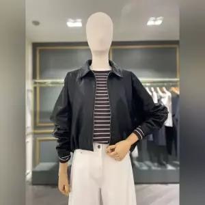 [롯데백화점]시슬리 밑단셔링 루즈핏 인조가죽자켓 SALE70641