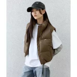 OIOI COLLECTION 커브드 다운 베스트 [BROWN] 183027
