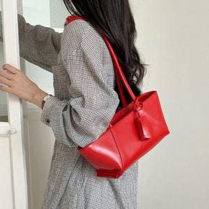 여자 직장인 대학생 레더 숄더백 가죽 가방 레드 여성 데일리백 여대생 결혼식 20대
