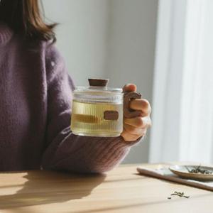 베베 디자인 원형 손잡이 내열 유리컵 홈카페 티머그 300ml