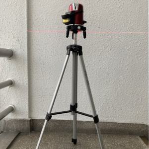 조절형 3 단 레이저 레벨 삼각대 최대 1500mm
