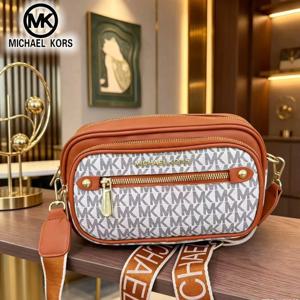 마이클 코어스 여성용 숄더 크로스백 MK 클래식 레터 카메라백 패셔너블하고 캐주얼한 아웃도어 쇼핑 여행 가방