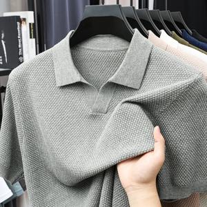 젊은 남성을 위한 여름 파인애플 패턴 반팔 티셔츠, V넥 통기성 폴로 셔츠, 니트 반팔 캐주얼 탑