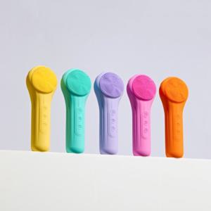 나무팩토리 분당 8,500회 진동 모공 속 노폐물 완벽 딥 클렌징 스탠다드 실리콘 진동클렌저