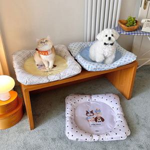 [해외] 모던 사각 방수 애견 쿨링방석 강아지 고양이 방석 쿠션 쿨매트+오리장난감 무료증정