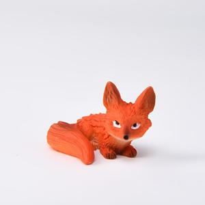 TEMU [정품] 어린 왕자와 여우 피규린 - 상징적인 동화책 자동차 대시보드 장식품, 사무실 장식, 생일 선물, 기념일 선물, 졸업 선물용, 향수를 불러일으키는 수집품