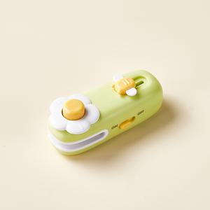 TEMU 2-In-1 충전식 밀봉기, 휴대용 감자 봉투 밀봉기, 자석 백 플레이트, 냉장고에 직접 부착하여 간편하게 사용 가능, USB 충전식 식품 밀봉기 (스낵, 주방, 여행에 적합)