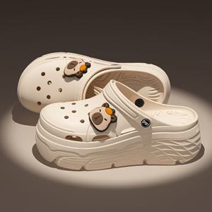 TEMU 카피바라 두꺼운 밑창 여성용 구멍 스타듀드 신발 - 패션 아웃도어, 가볍고 통기성 좋은 커플 홈웨어, 강아지 산책 및 해변 나들이, 야외 캠핑 피크닉에 적합, 편안한 여름용 듀얼 사용 비치 슈즈, 여성 신발