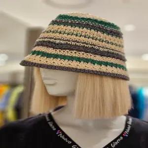 베네통 스트라이프 크로쉐 햇 BCCPA3631 607951