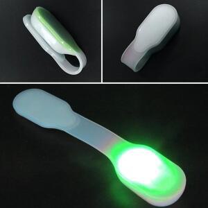 초강력 자석 클립  키체인이 포함 핸즈프리 LED 손전등 - 간호 걷기 달리기 비상용 안전 야간조명