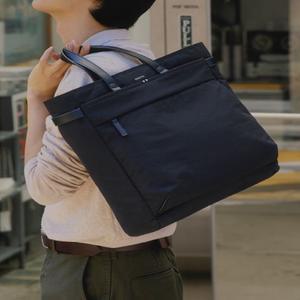 [AK수원점] [헤지스] [25FW][HATCH-BAG] 블랙 나일론 토트백/HJBA5F330BK