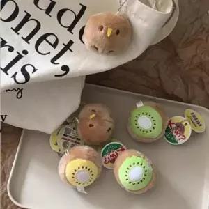 남여공용 가방 백팩 열쇠고리 인형 우정 미니 귀여운 키링 봉제 WFNSM9I