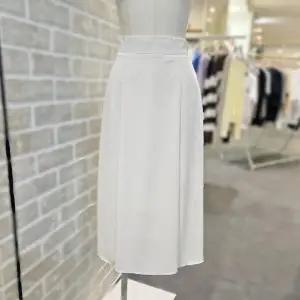 [대구백화점][레코브]쉬폰 트임 스커트(LC41F8SK009X)
