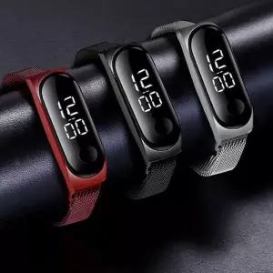 방수 메탈시계 스포츠 여자 손목시계 남자 메탈 스크린 LED시계 LED