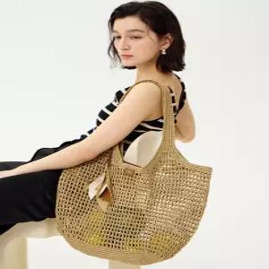 닥스 액세서리 26SS [MISTY FLOWER RAFFIA] 베이지 라피아 꼬임 메쉬 숄더백 L DCBA6E580I2